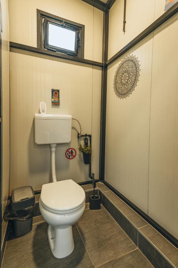 Q Podgorica Beds,Rooms And More エクステリア 写真