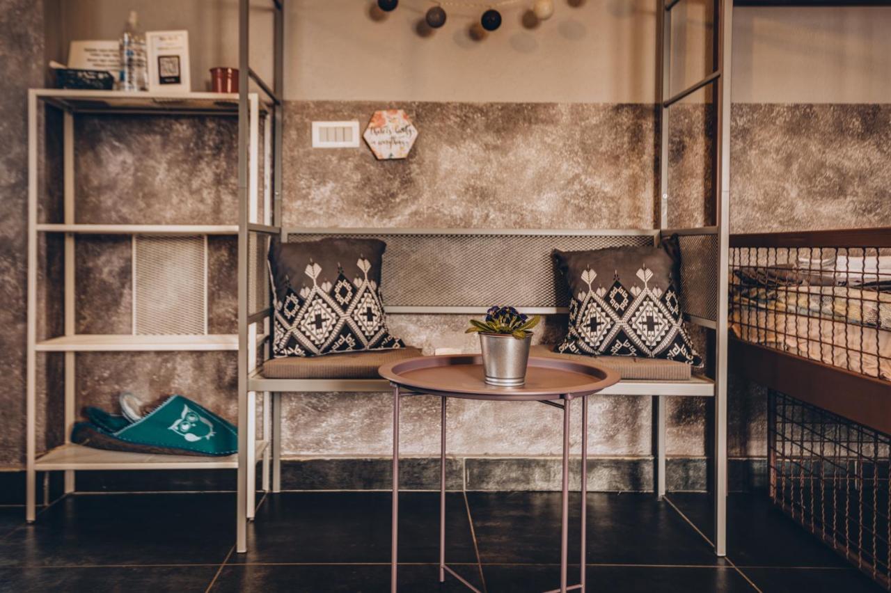 Q Podgorica Beds,Rooms And More エクステリア 写真