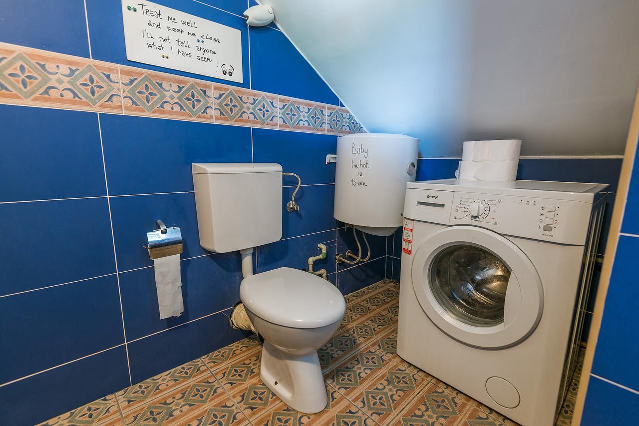 Q Podgorica Beds,Rooms And More エクステリア 写真