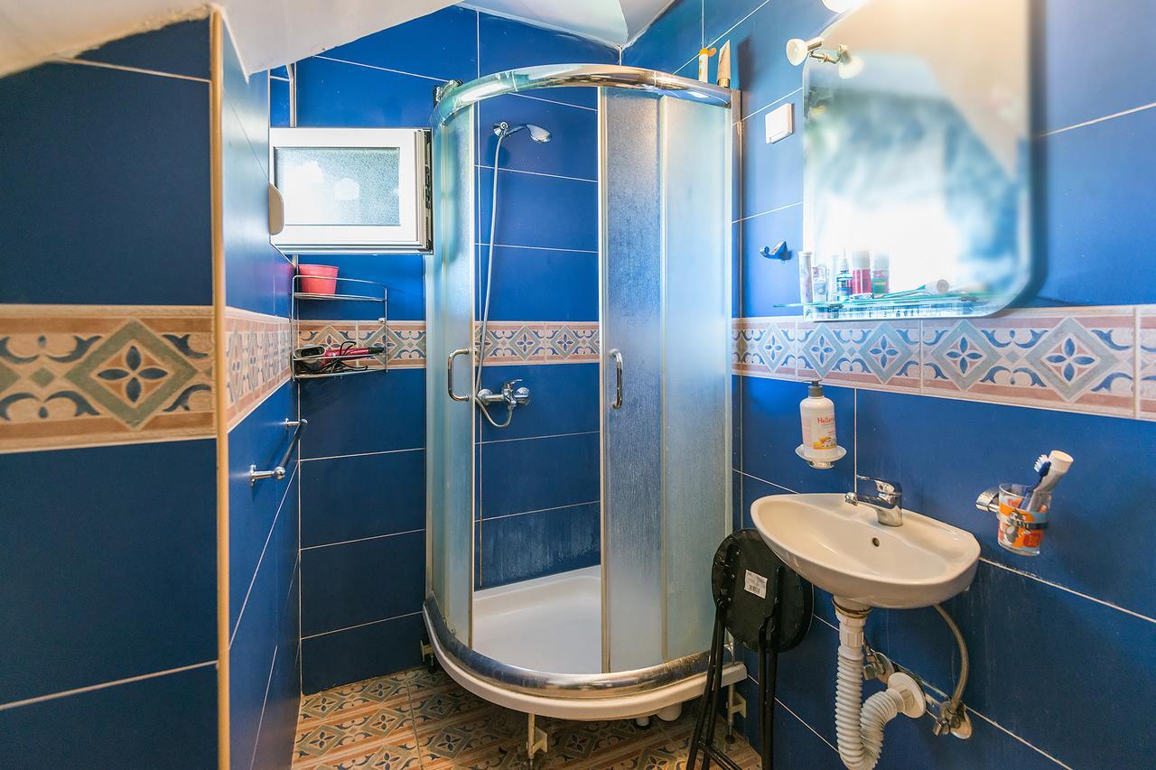Q Podgorica Beds,Rooms And More エクステリア 写真
